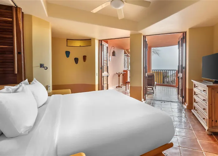 Hilton Grand Vacations Club Resort Zihuatanejo